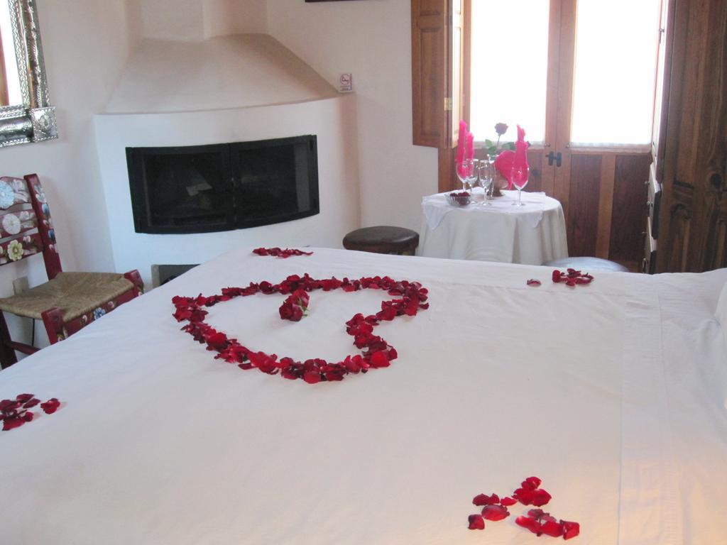 Hotel Estancia De La Era B&B Patzcuaro Room photo